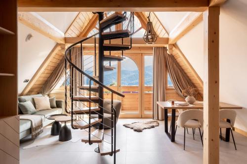 One-Bedroom Apartment with Balcony and Mountain View 
