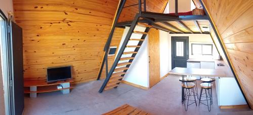 One-Bedroom Apartment image 5
