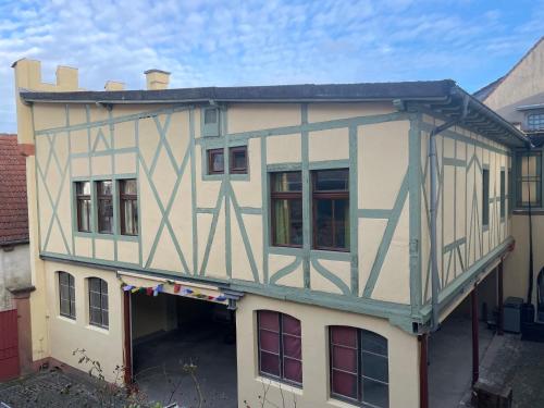 Gästehaus Villa Fliedner - Das Kutscherhaus in Monsheim, Deutschland