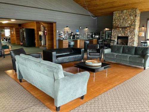 Great Northern Motel - image 2