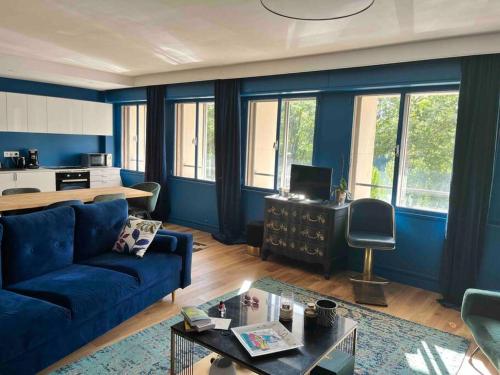 Appartement spacieux avec vue sur le Rhône et parc - Location saisonnière - Caluire-et-Cuire