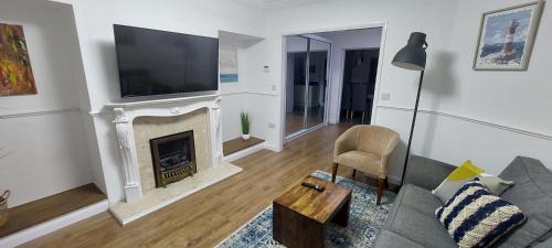 Hull 3Bed House-Driveway-Garden-FamilyFriendly