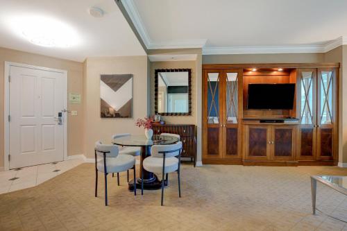 Luxe 1br 2bth Suite MGM Signature Balcony, Лас-Вегас (фото 8)