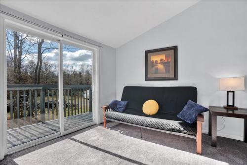 Heart of Pocono Mtn 3bd 2ba Gameroom Pocono Raceway