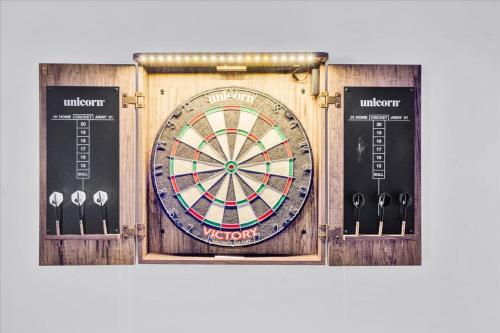 Heart of Pocono Mtn 3bd 2ba Gameroom Pocono Raceway