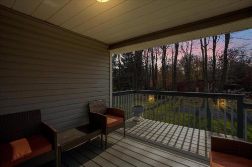 Heart of Pocono Mtn 3bd 2ba Gameroom Pocono Raceway