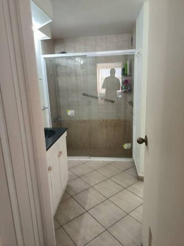 One-Bedroom Apartment image 5