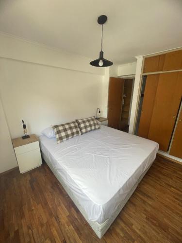 One-Bedroom Apartment image 7