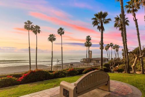 Bike to Trestles in San Clemente, USA