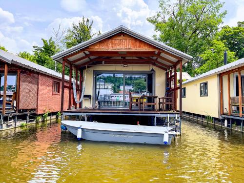 Houseboat Franklin - Houseboats Benjamin & Franklin, Prag (Foto 3)