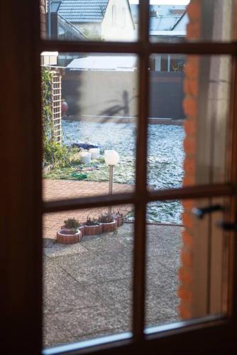 Сад, 2 Zi.-Wohnung Stadtnah, Messenah in Sarstedt