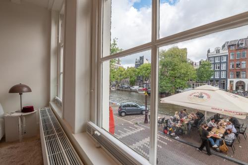 Elegant & unique canal house in famous canal area - image 11