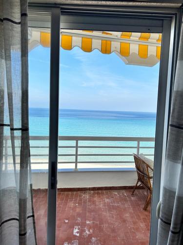 SEA VIEW APARTMENT