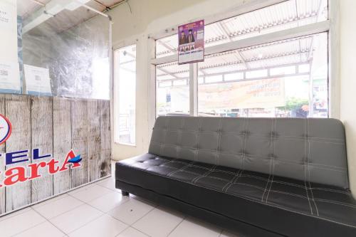 RedDoorz Syariah @ Jalan Jendral Sudirman Jambi