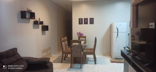 Bela casa aconchegante completa