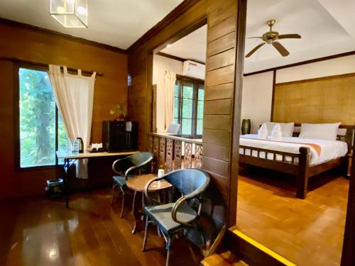 2 twin beds