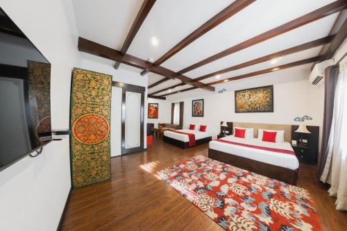 room detail thumbnail 0