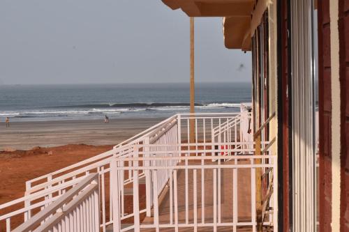 Wind and Waves Beach Resort