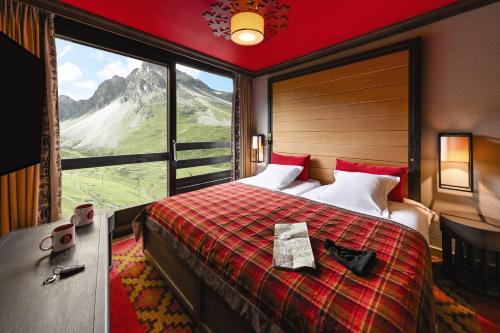 Quadruple Room with Mountain View