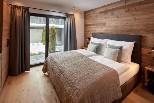 Alpin Residenzen Eichenheim Aurach bei Kitzbühel by Alpina-Holiday