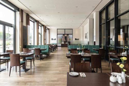 IntercityHotel Dresden - image 8