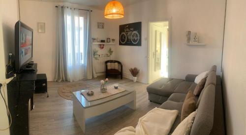 Cosy chaleureux - Location saisonnière - Champigny-sur-Marne