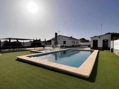 Casa 1 adosada con piscina compartida a 600m playa