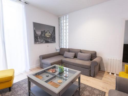 Enorme y acogedor piso en la puerta del sol - image 9