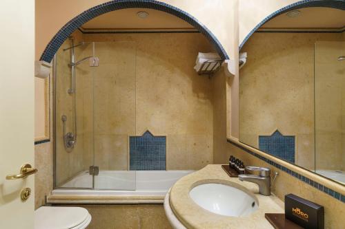 Romano Palace Luxury Hotel - image 2