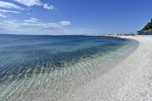 Apartment Radosevac Beach, Split (photo 8)