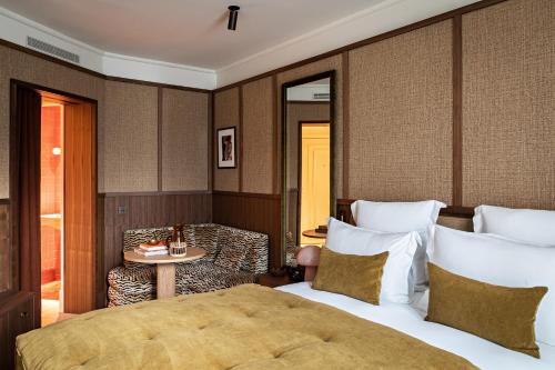 518816356 Hotel Florida Paris