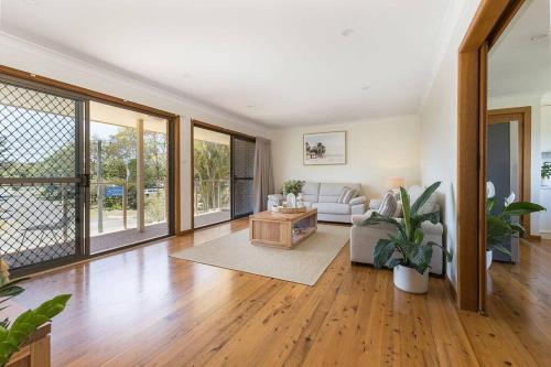 Byron's Beach House Mylestom in Mylestom