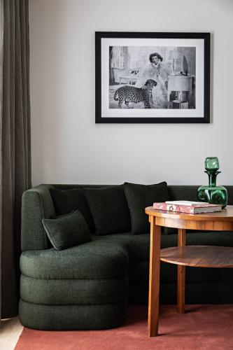 518821264 Hotel Florida Paris