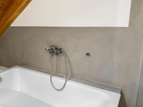 浴室, feworld Freilassing - 2 apartments - near train station - free parking in 弗萊拉辛
