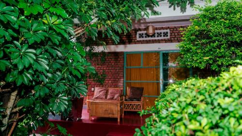 ทัศนียภาพภายนอกโรงแรม, Isange Paradise Resort in รูเฮนเกรี