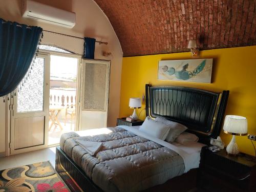 . Abu simbel Nubian Guest House