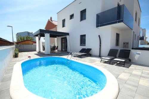 Villa Essenza Mare in Vodice only 650 meters from the beach - Accommodation - Vodice