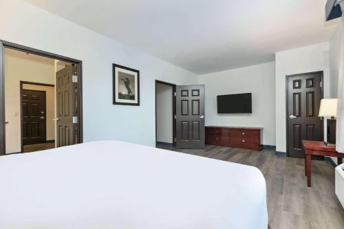 La Quinta by Wyndham Fort Worth NE Mall - image 7