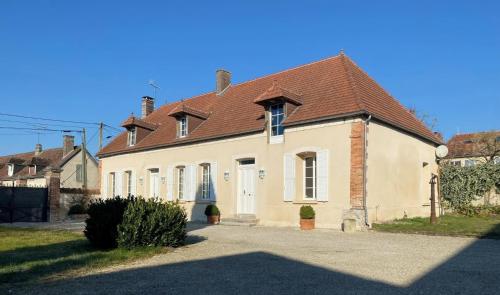 Le cottage - Location saisonnière - Payns