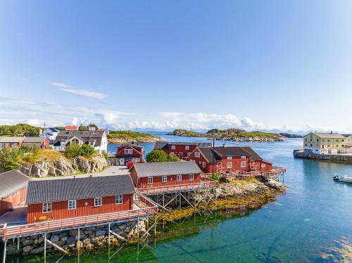 Henningsvær Rorbuer