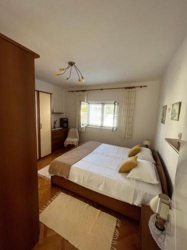 Two-Bedroom Apartment with Terrace image 10