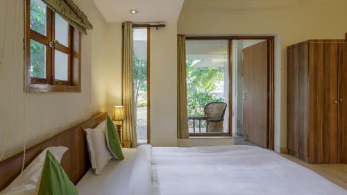 Superior Double or Twin Room image 10