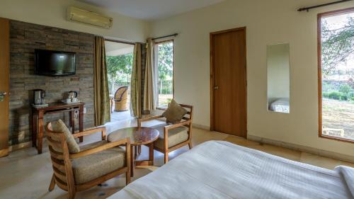 Superior Double or Twin Room room in Chitvan