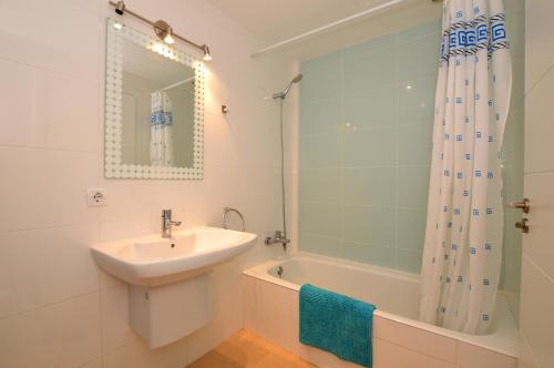 Apartamento en Sa Marina cerca de la playa - image 3