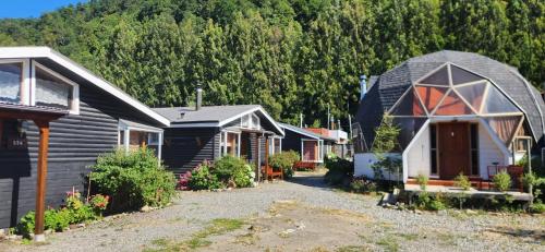 3 bedrooms, 7 beds