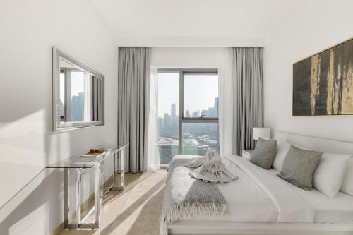 Downtown Burj Khalifa View 2BR - image 6