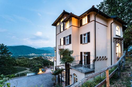 Zunanjost, Paladina Hotel in Pura