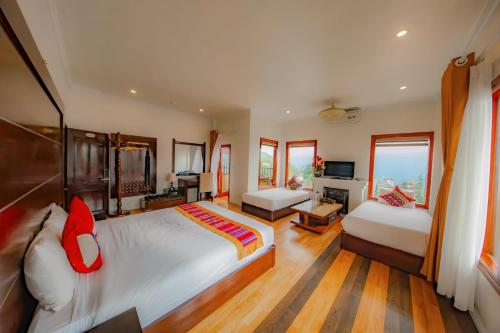 room detail thumbnail 1