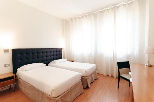 Hotel Excelsior Bari - image 2