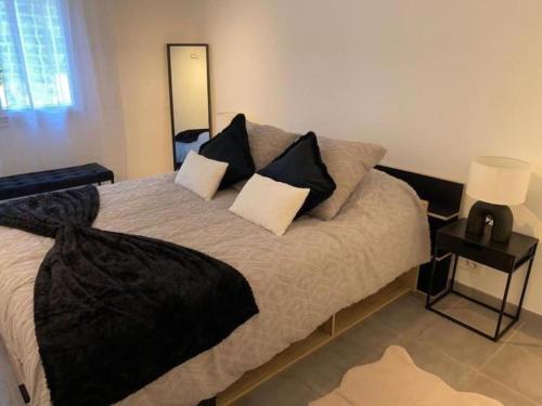 Charmant T3 en résidence privée - Location saisonnière - Marseille